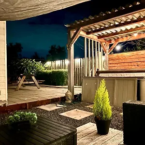 Wellness With Jacuzzi &sauna&private Garden Near Amsterdam Holiday home